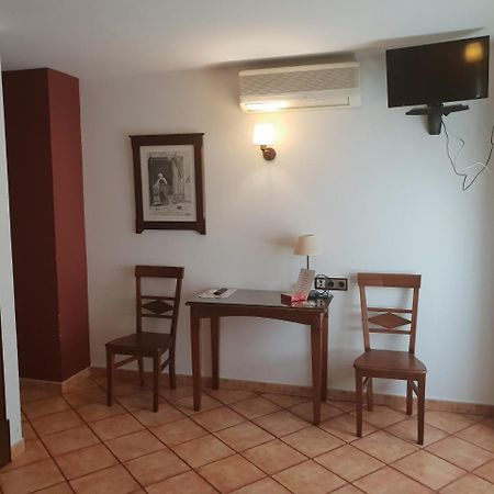 Hospederia Ana Pilar Hotel Porcuna ภายนอก รูปภาพ