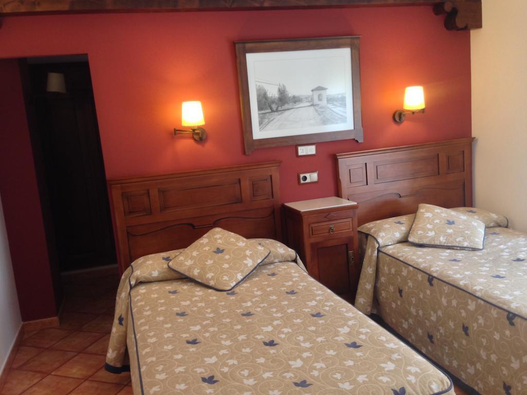 Hospederia Ana Pilar Hotel Porcuna ห้อง รูปภาพ