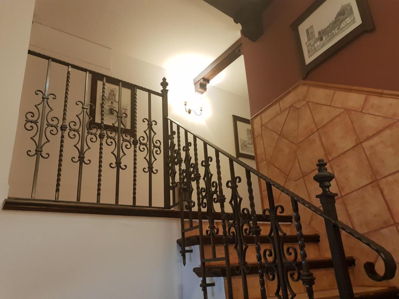 Hospederia Ana Pilar Hotel Porcuna ภายนอก รูปภาพ