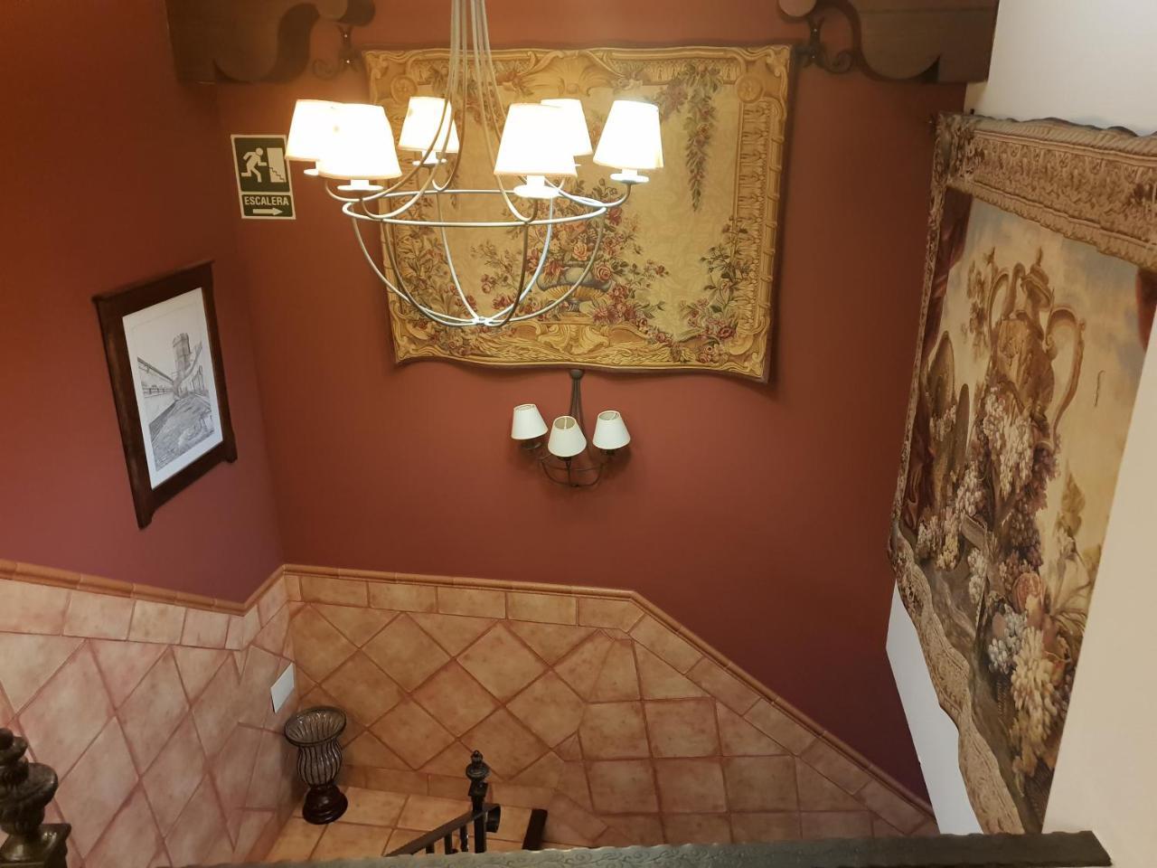 Hospederia Ana Pilar Hotel Porcuna ภายนอก รูปภาพ